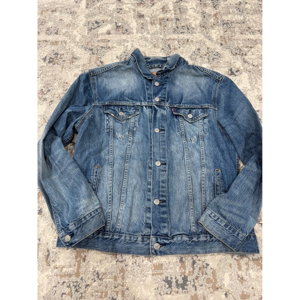 Levis Mens Blue Denim Trucker Jacket Medium Wash Faded Size L 1552